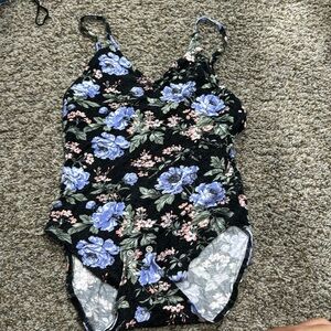American Eagle Outfitters Black and Blue Floral Bodysuit